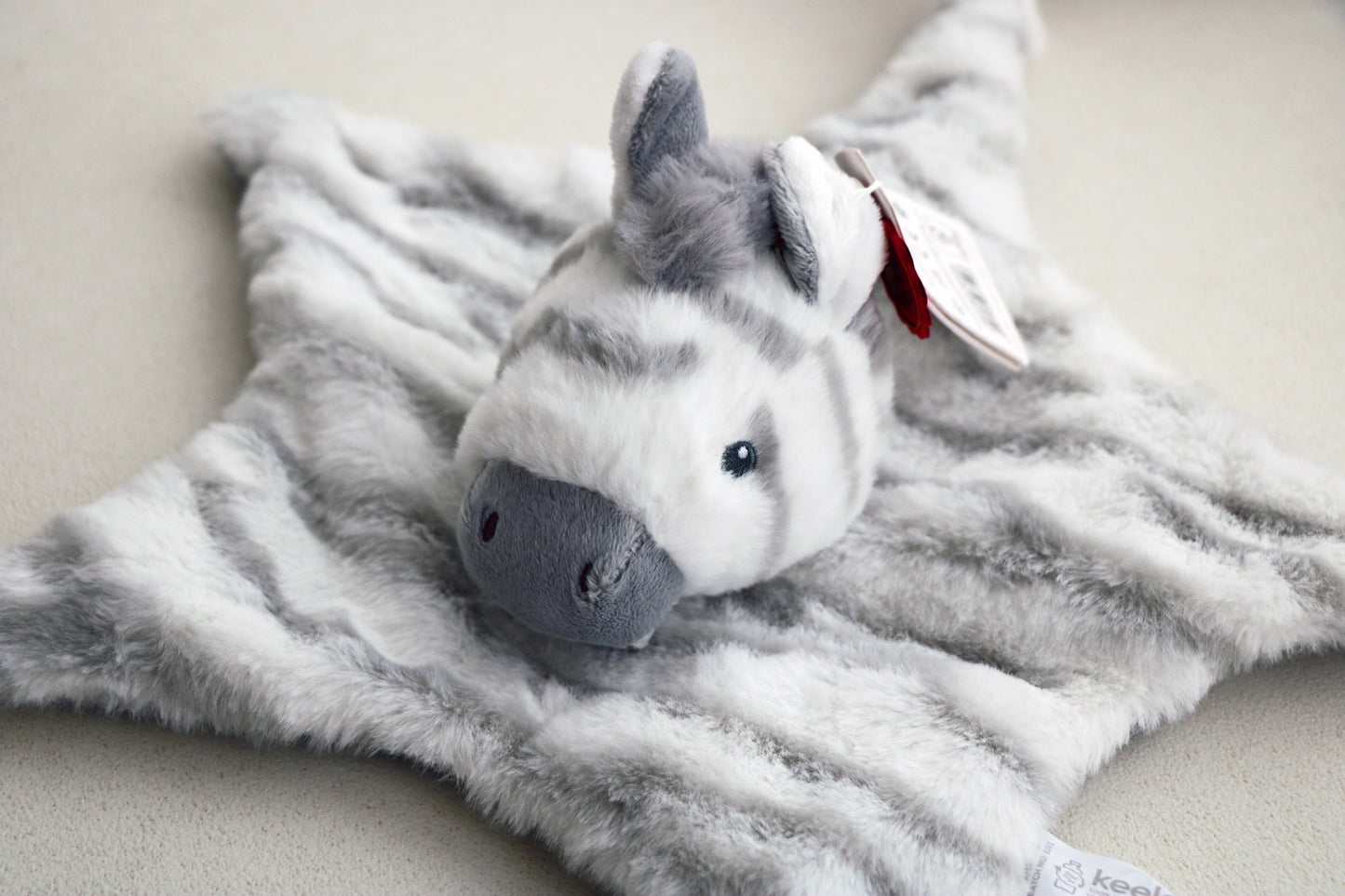 Keeleco Cuddle Zebra Blanket